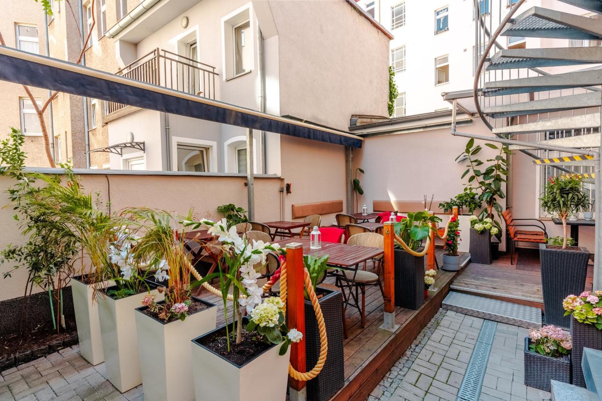 Hotel Prens Berlin — Photos 1